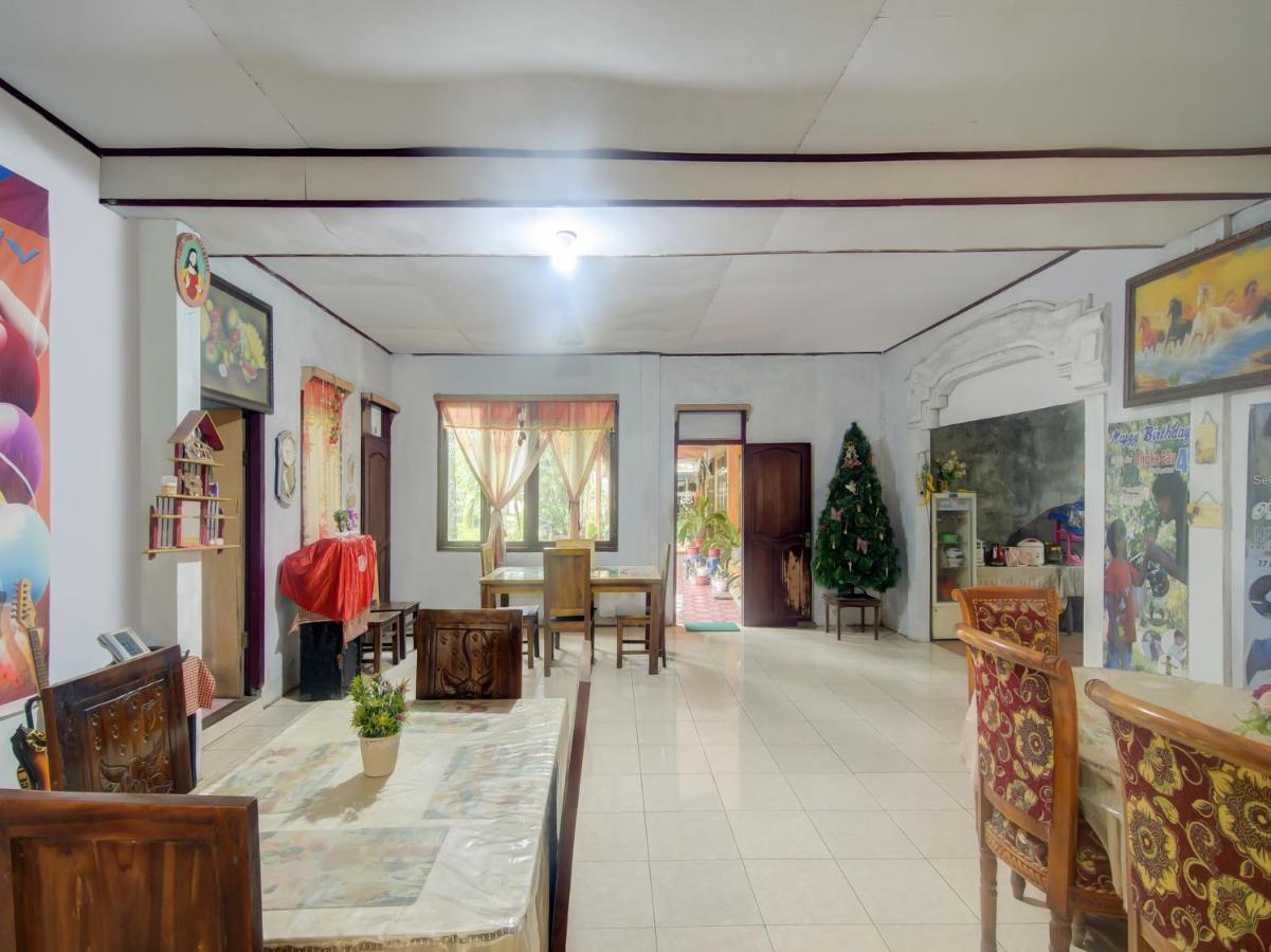 OYO 90988 Tangkoko Jungle Homestay Rinondoran Luaran gambar