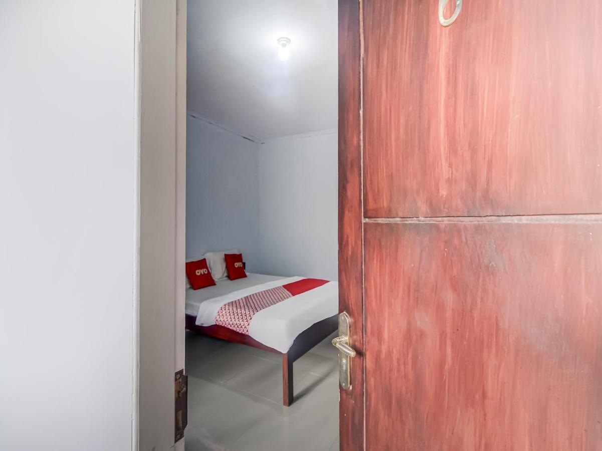OYO 90988 Tangkoko Jungle Homestay Rinondoran Luaran gambar