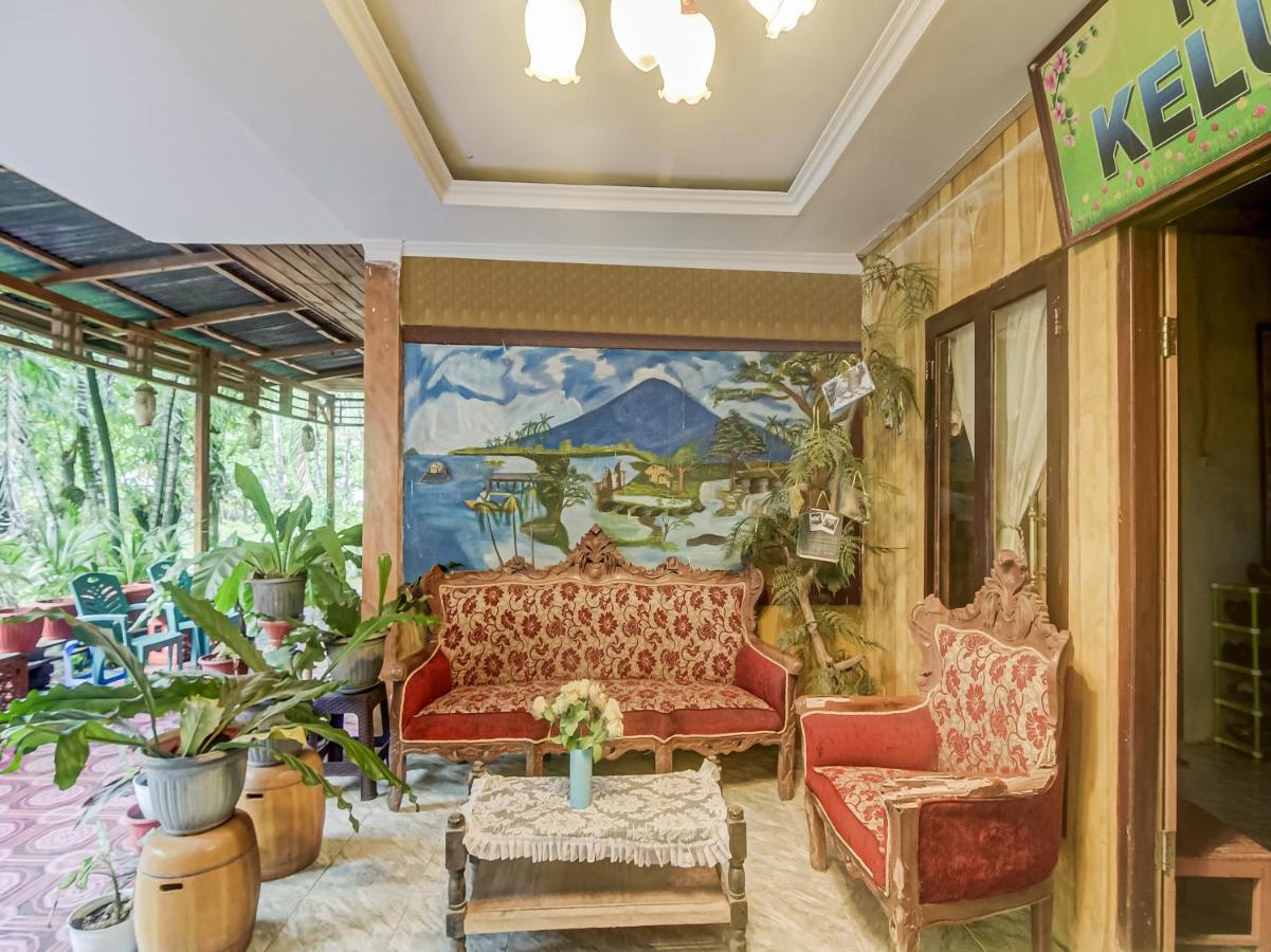 OYO 90988 Tangkoko Jungle Homestay Rinondoran Luaran gambar